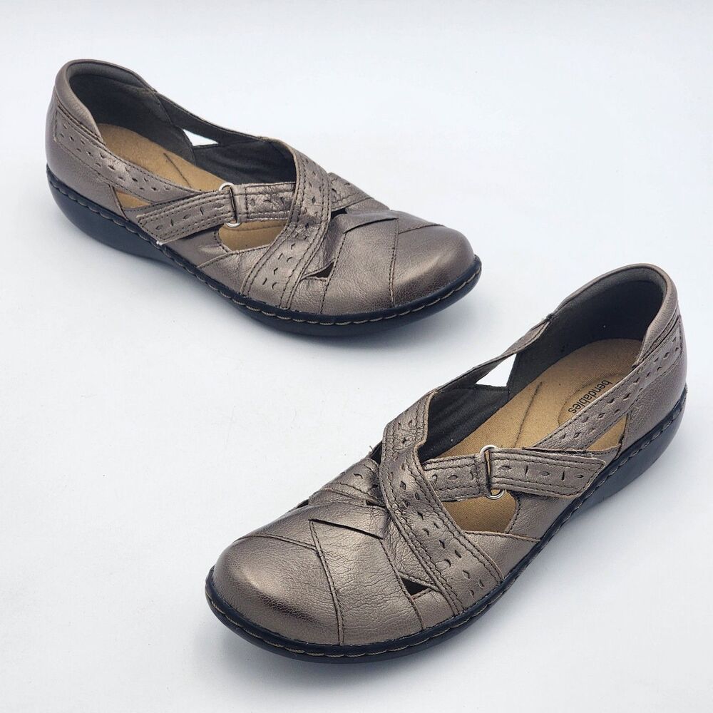 Clarks Bendable Ashland Spin Flats Leather Slip On Shoes Metallic Pewter Size 9N